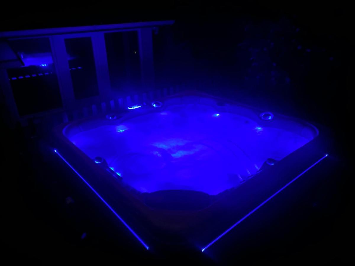 Maison Avec Jardin Et Jacuzzi Proche Polytechnique