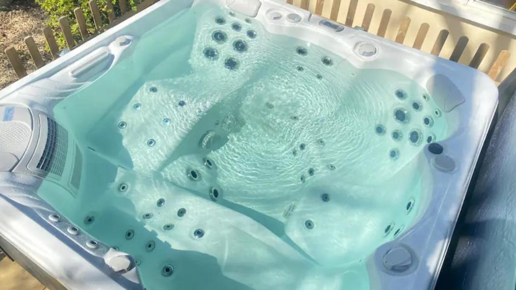 Holiday home Maison Avec Jardin Et Jacuzzi Proche Polytechnique Palaiseau