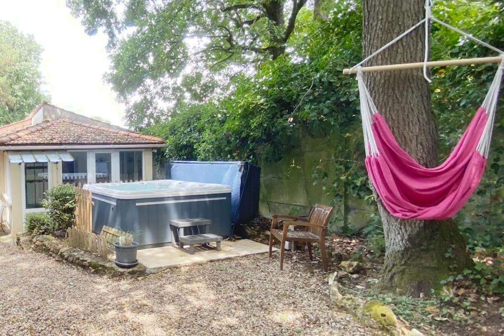 Holiday home Maison Avec Jardin Et Jacuzzi Proche Polytechnique *