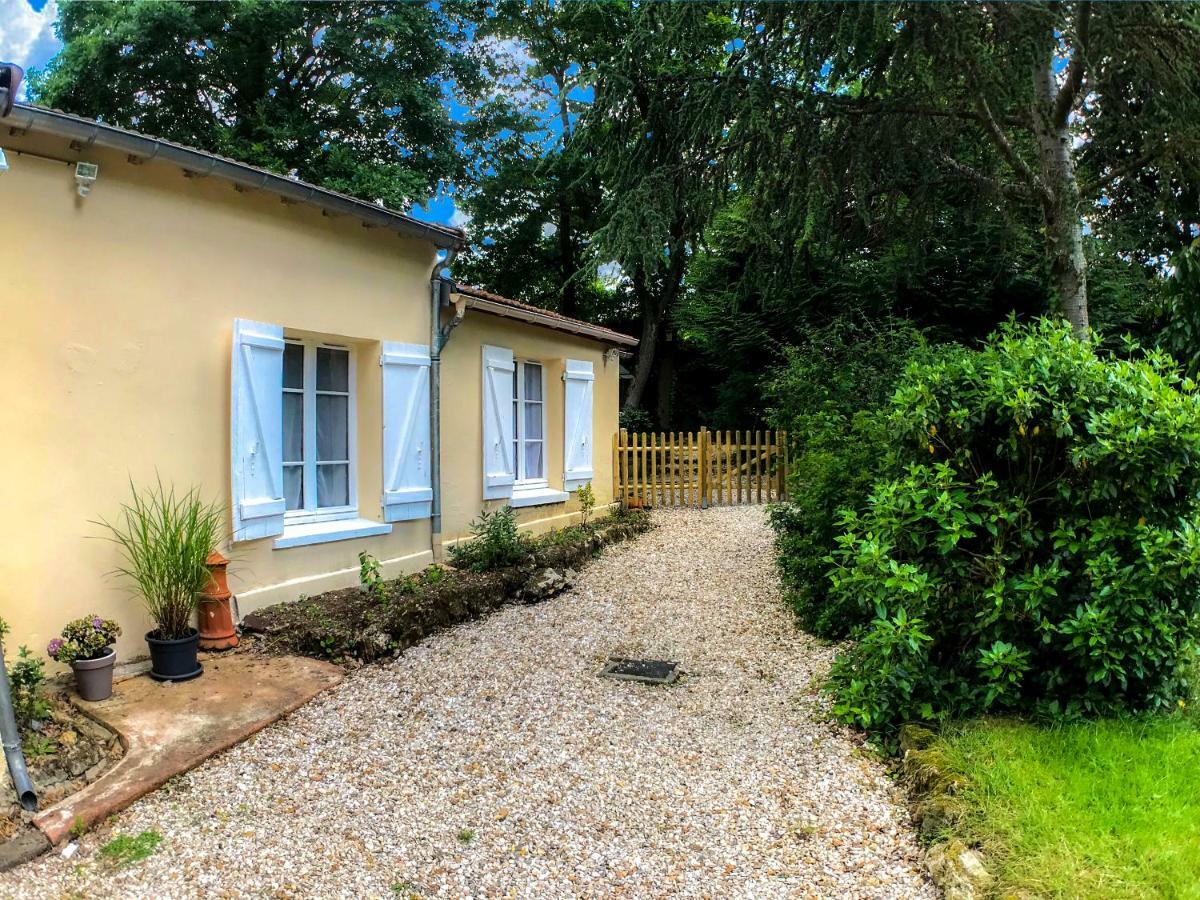 Holiday home Maison Avec Jardin Et Jacuzzi Proche Polytechnique *